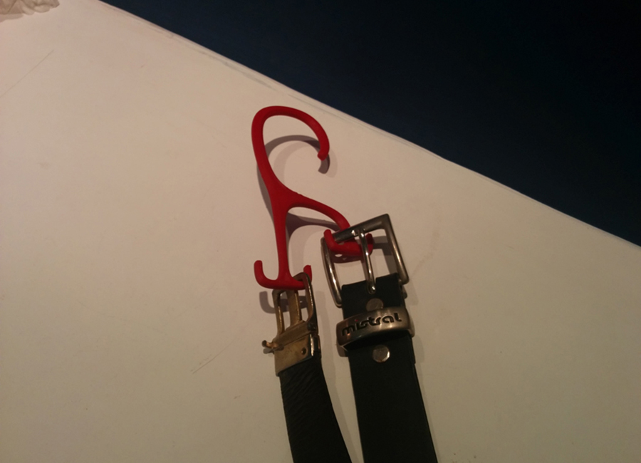 Percha para cintos