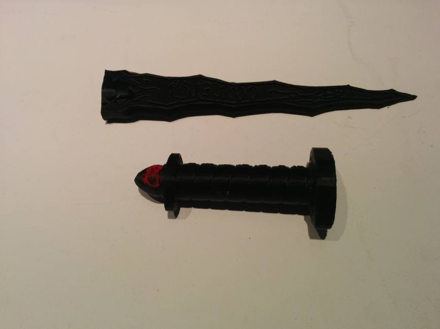 dagger2.jpg