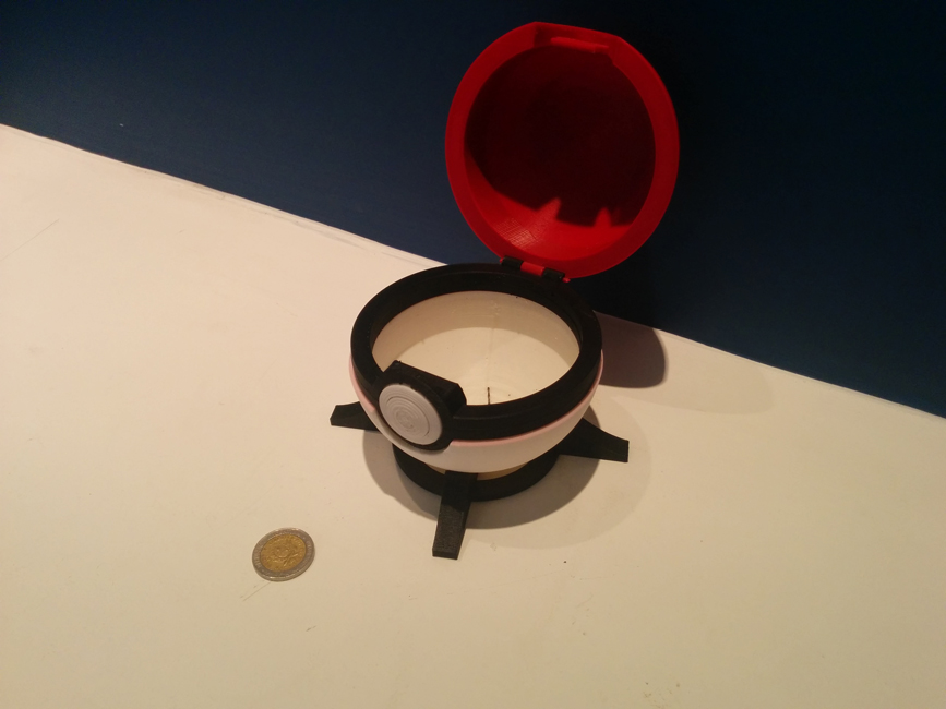 pokeball2.jpg